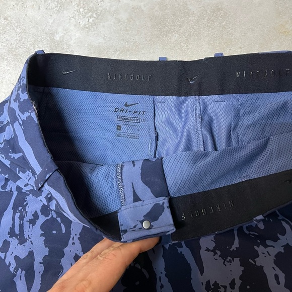 1 pair NEW Mens $70 NIKE Dri Fit Hybrid 10.5 Camo Golf Short CU9411-003 size 36 - Picture 6 of 10